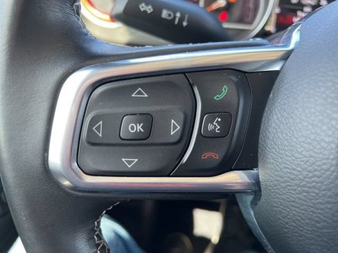 Used 2022 Jeep Wrangler Unlimited Sahara AWD/4WD image 16