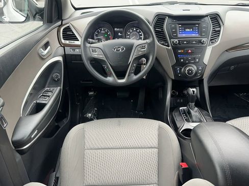 Used 2017 Hyundai Santa Fe Sport AWD/4WD image 20