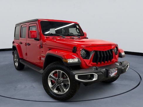 Used 2019 Jeep Wrangler Unlimited Sahara w/ Safety Group image 3