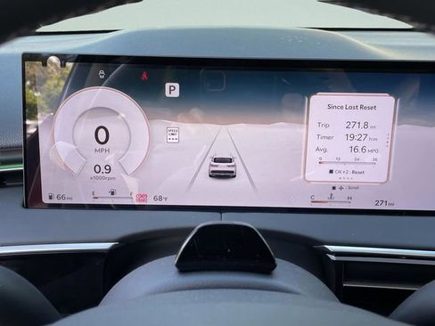 New 2026 Genesis GV70 2.5T image 39