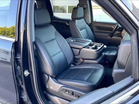 Used 2026 GMC Sierra 1500 SLT RWD image 7
