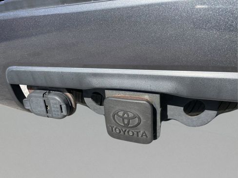 Used 2018 Toyota Sequoia TRD Sport image 33