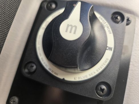 Used 2020 Mercedes-Benz Sprinter 2500 image 36