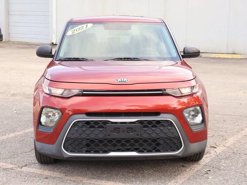 Certified 2021 Kia Soul LX FWD image 3