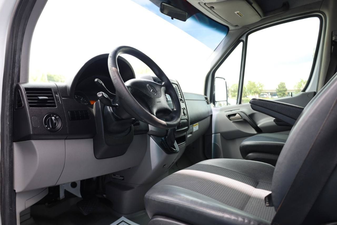 Used 2017 Mercedes-Benz Sprinter 2500 image 8