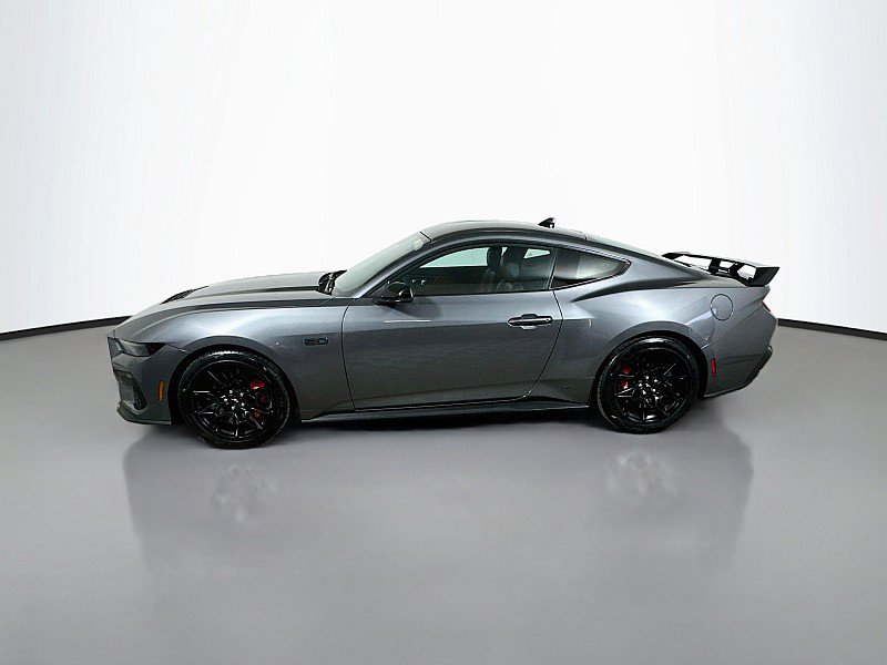 Used 2024 Ford Mustang GT Premium w/ GT Performance Package RWD image 4