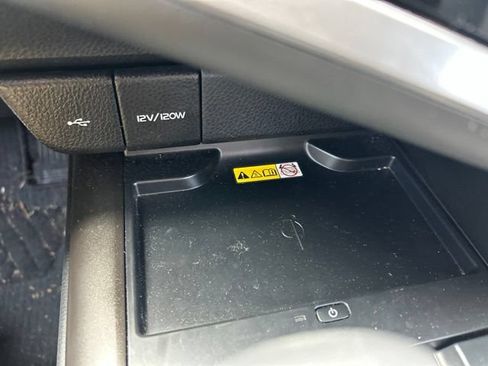 Used 2023 Toyota Camry XSE FWD image 13