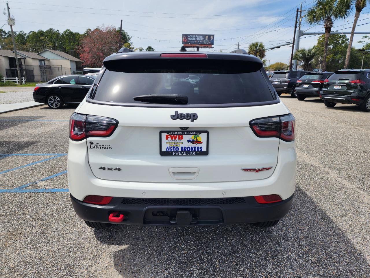 Used 2021 Jeep Compass Trailhawk w/ Sun and Sound Group AWD/4WD image 4