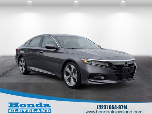 Certified 2018 Honda Accord Touring image 1