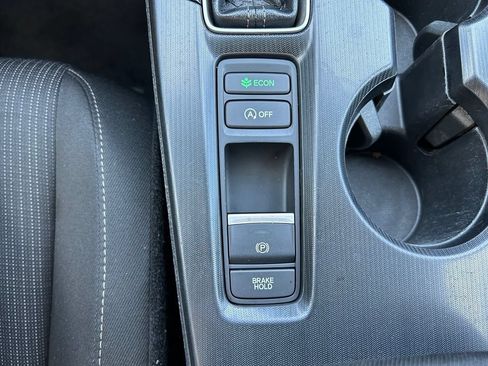 Used 2022 Honda Civic LX image 38