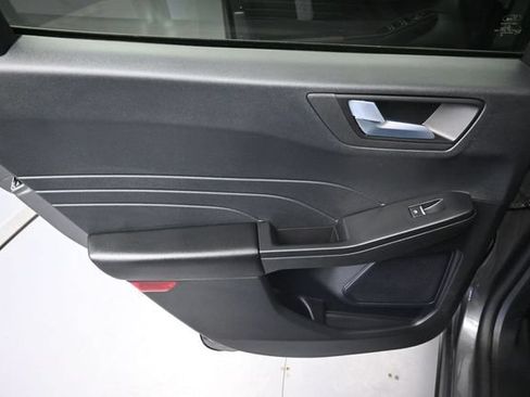 Used 2025 Ford Escape ST-Line AWD/4WD image 25
