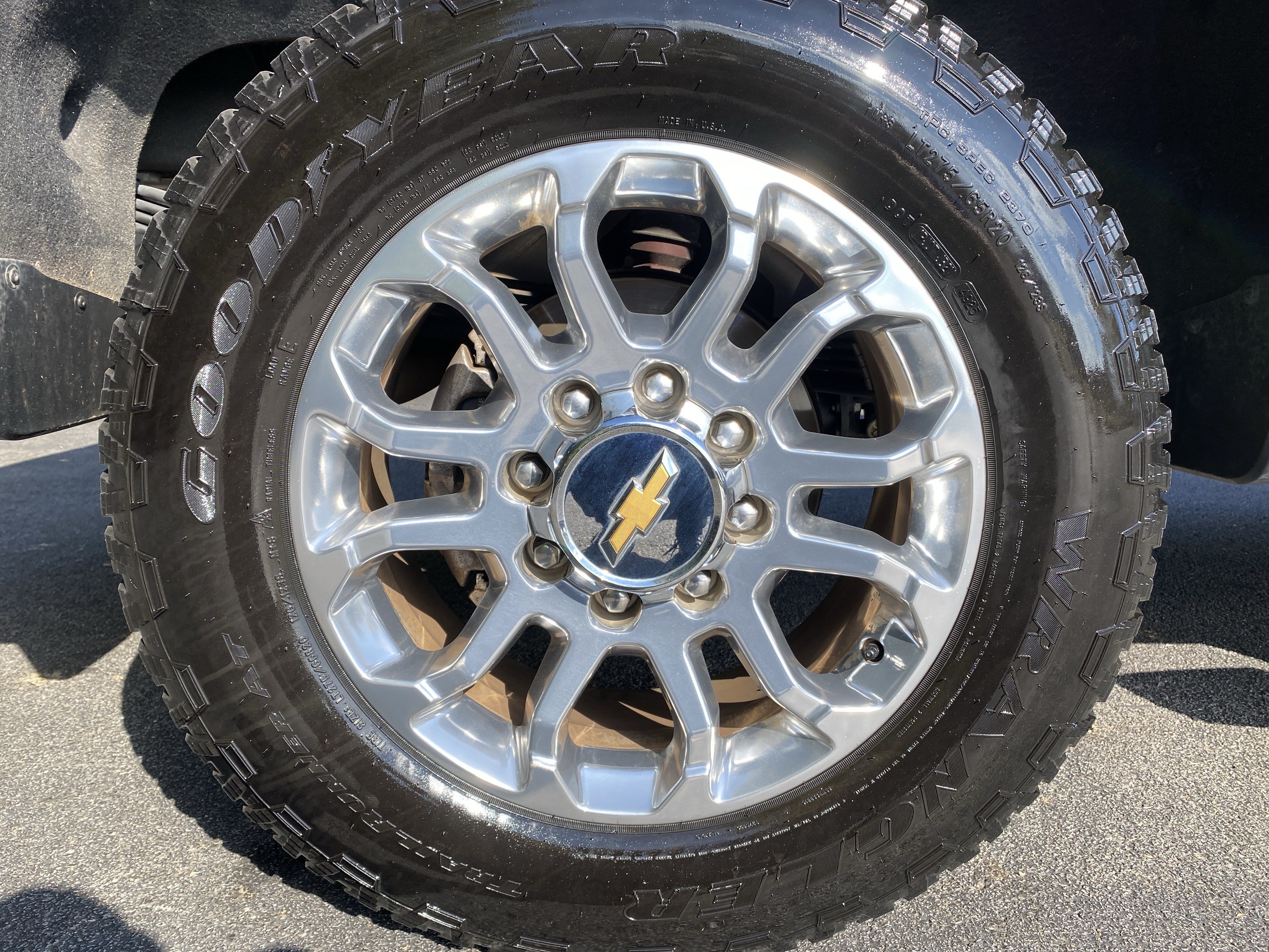 Used 2024 Chevrolet Silverado 2500 LTZ w/ LTZ Plus Package AWD/4WD image 46