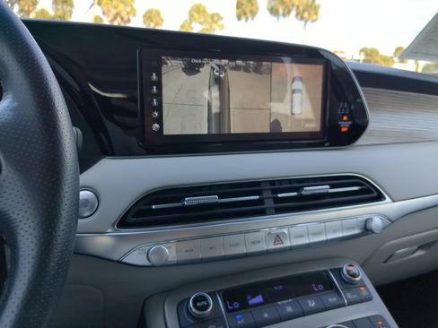 Used 2022 Hyundai Palisade Calligraphy image 24