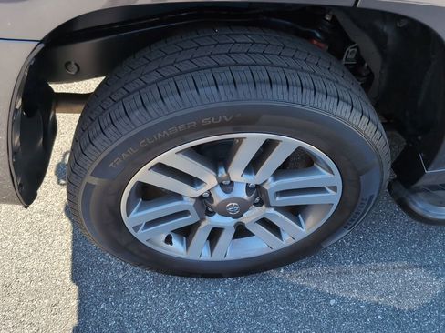 Used 2022 Toyota 4Runner TRD Sport image 10