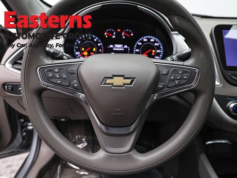 Used 2024 Chevrolet Malibu LT FWD image 10