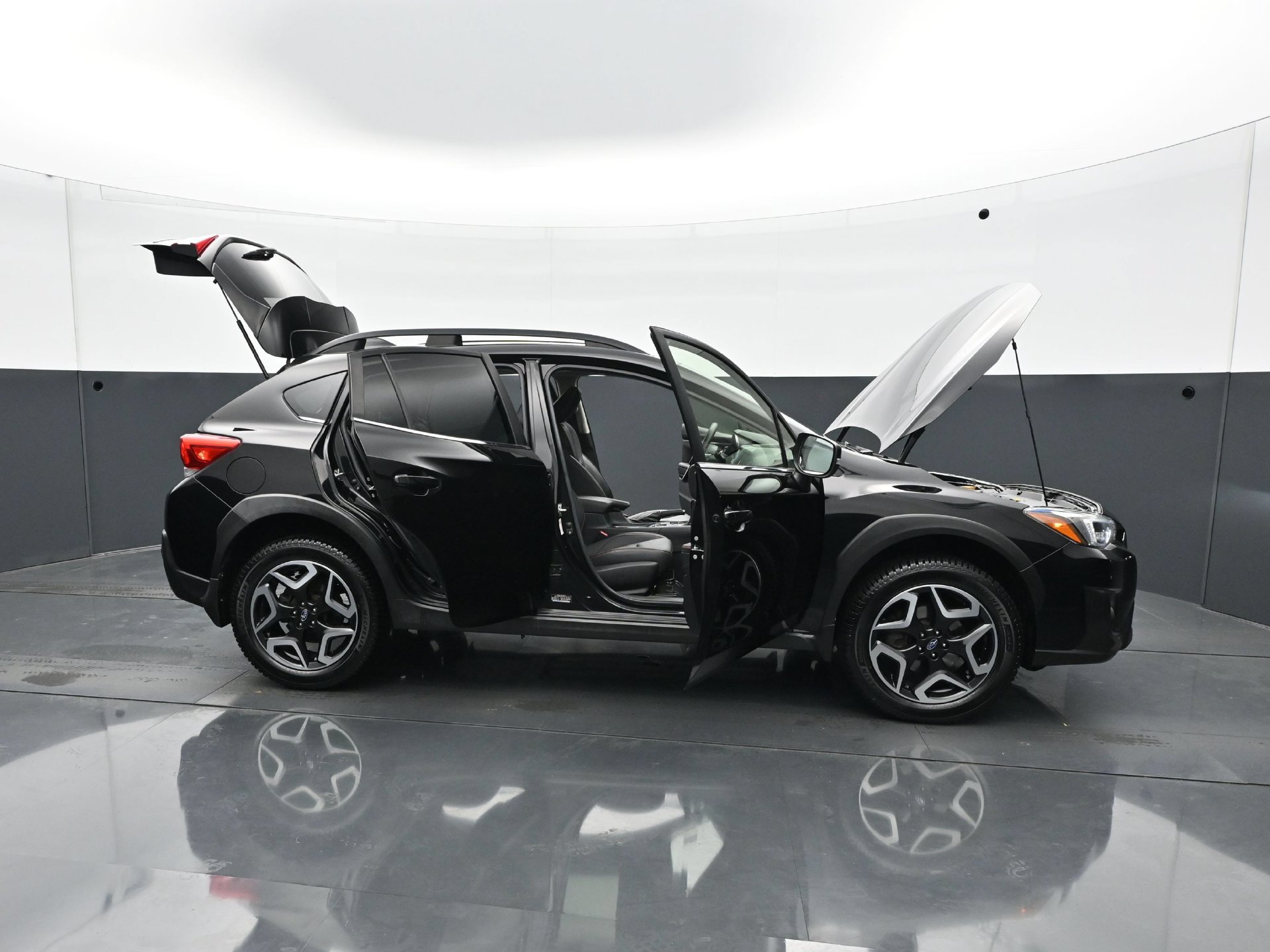 Used 2019 Subaru Crosstrek 2.0i Limited w/ Moonroof Package w/Navigation AWD/4WD image 36