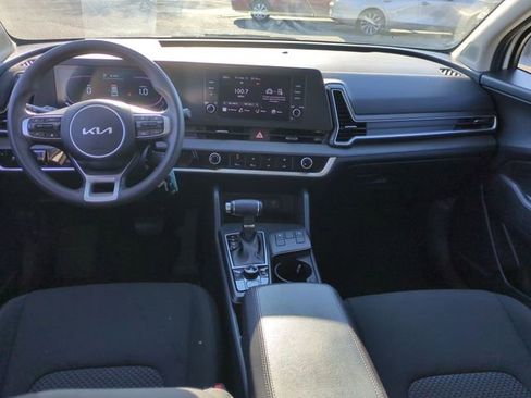 Used 2024 Kia Sportage LX image 27