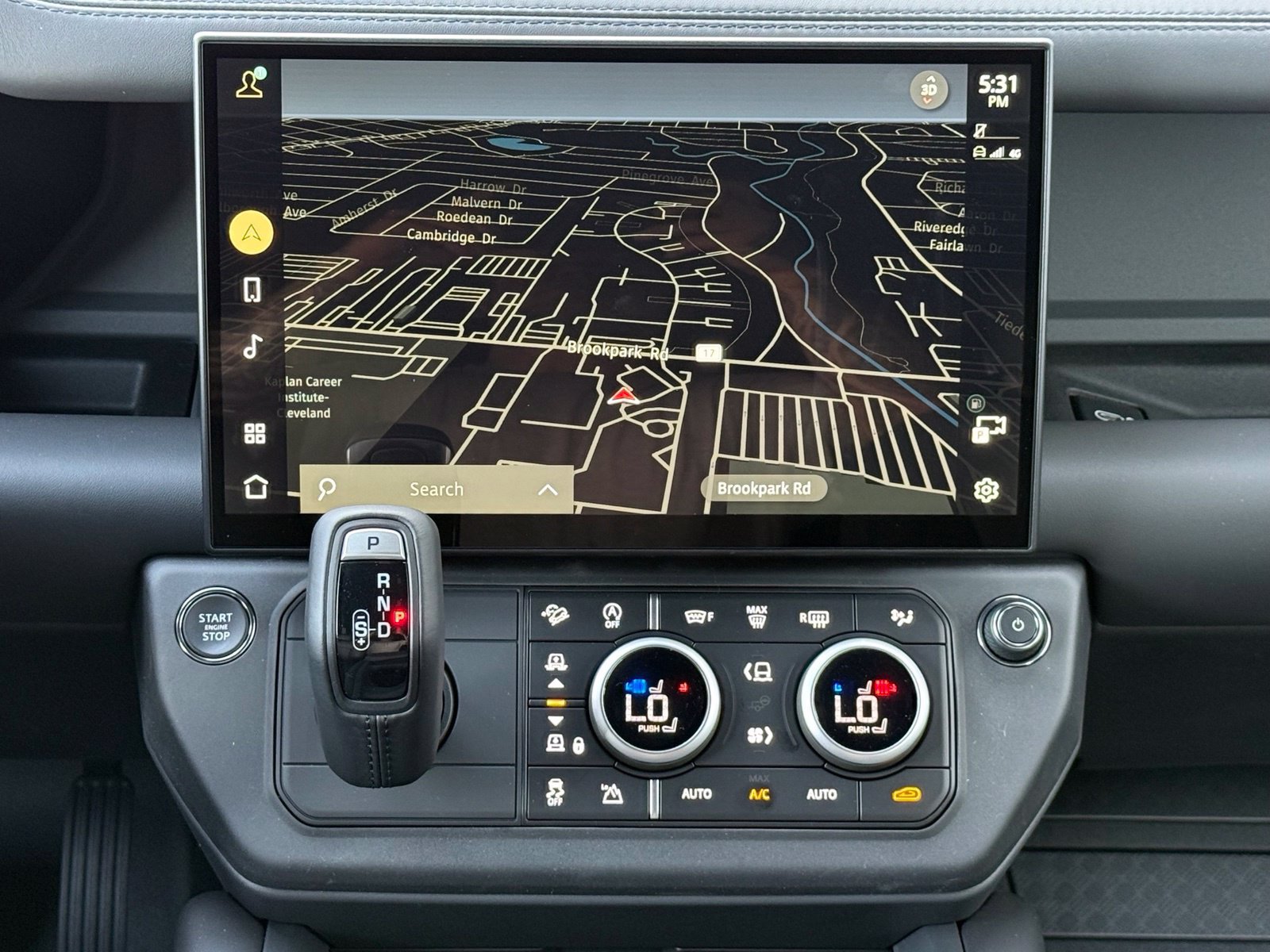 New 2026 Land Rover Defender 110 X-Dynamic SE AWD/4WD image 22