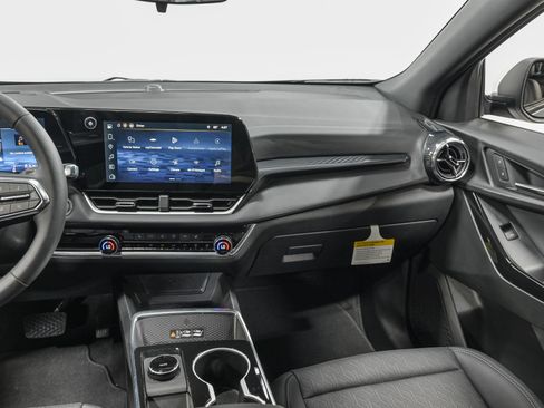 Used 2026 Chevrolet Equinox LT w/ Convenience Package II AWD/4WD image 29