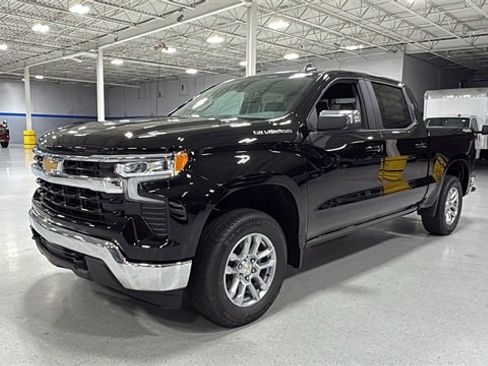 New 2025 Chevrolet Silverado 1500 LT image 12