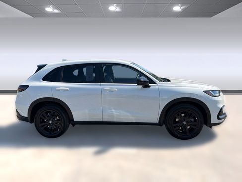 New 2026 Honda HR-V Sport image 8