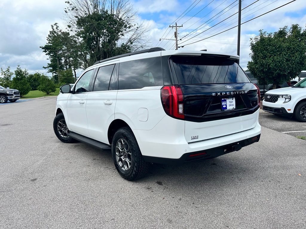 New 2027 Ford Expedition Active AWD/4WD image 4