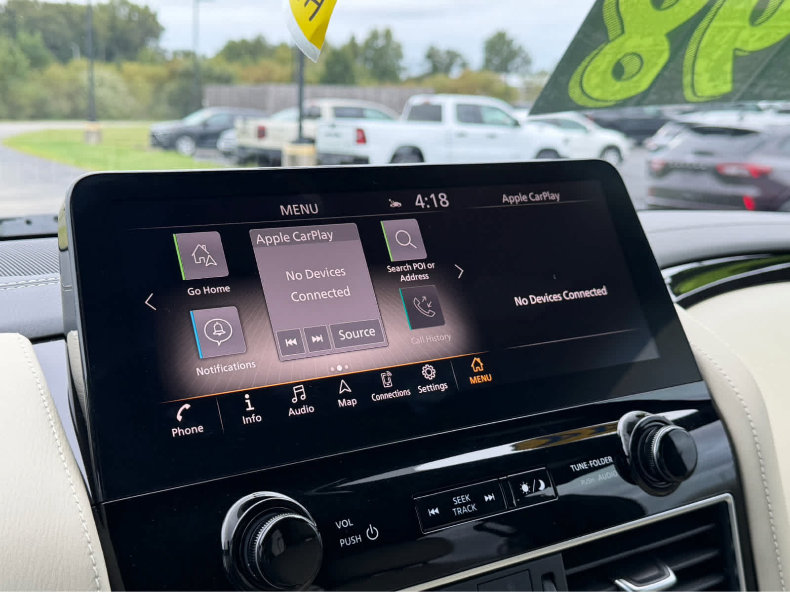 Used 2024 INFINITI QX80 Sensory AWD/4WD image 17