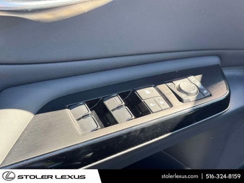 Certified 2022 Lexus ES 350 w/ Premium Package image 19