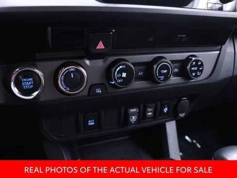 Certified 2018 Toyota Tacoma TRD Off-Road AWD/4WD image 6