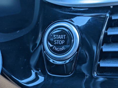 Used 2021 BMW 540i image 25