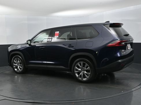 Used 2025 Toyota Grand Highlander AWD Hybrid image 3