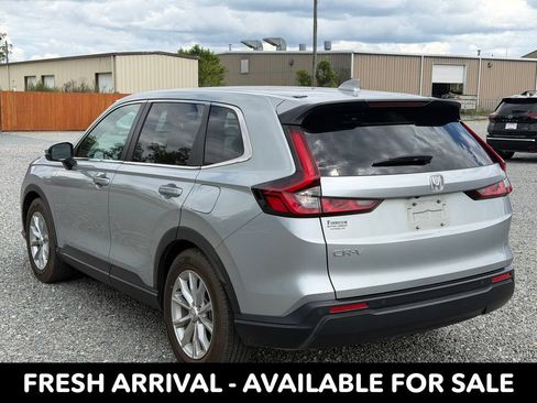 Used 2025 Honda CR-V EX-L image 4