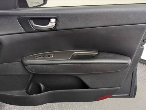 Used 2020 Kia Optima LX FWD image 18