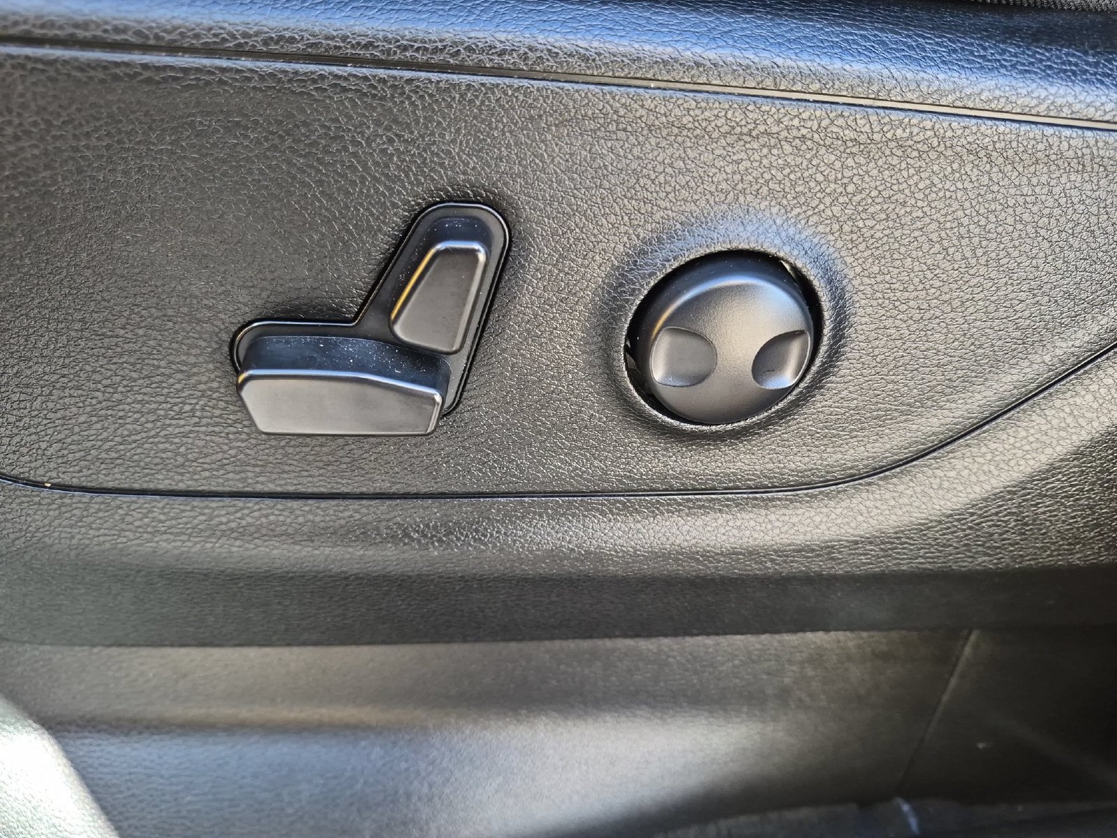 Used 2023 RAM 1500 Rebel w/ Rebel Level 2 Equipment Group AWD/4WD image 14