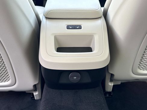 New 2026 Volvo V60 B5 Cross Country Plus w/ Climate Package image 15