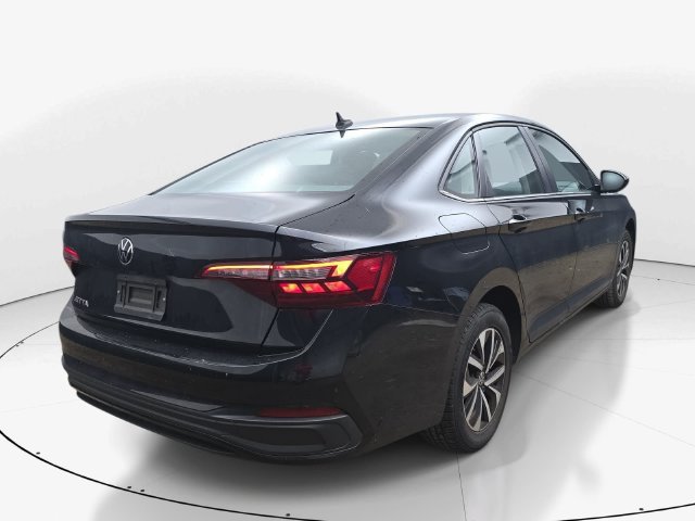 Used 2024 Volkswagen Jetta S FWD image 6