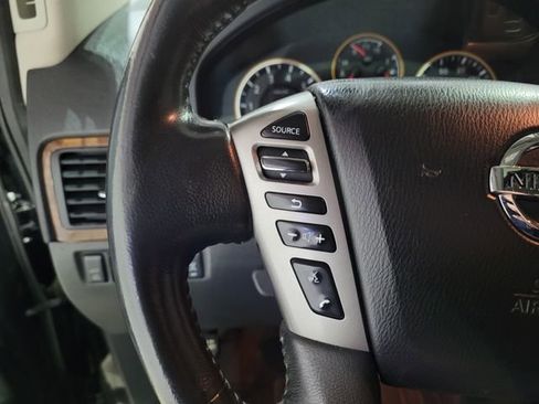 Used 2015 Nissan Armada Platinum image 35