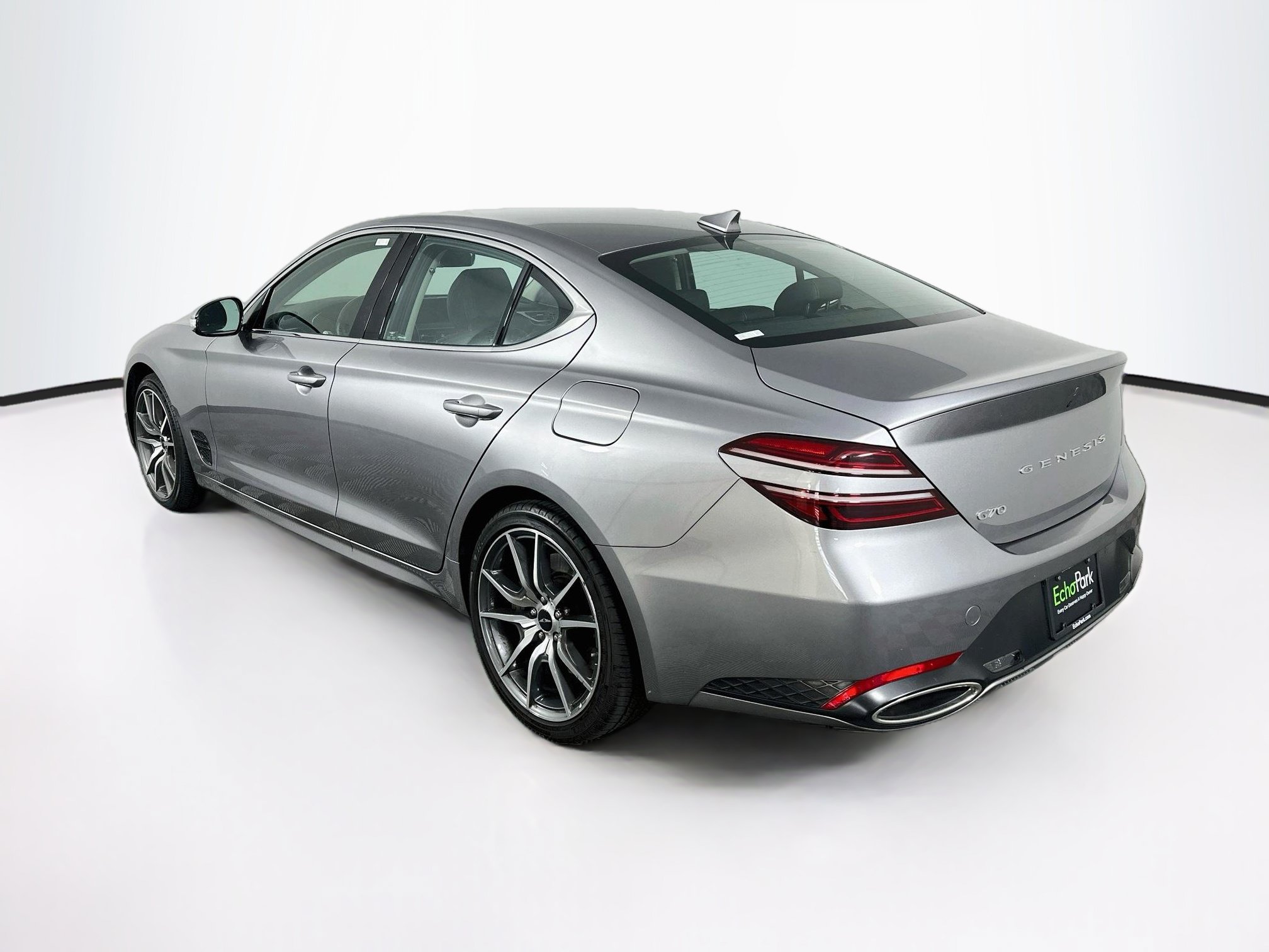 Used 2026 Genesis G70 2.5T RWD image 5