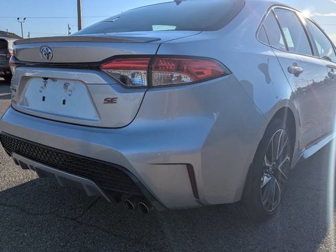 Used 2021 Toyota Corolla SE w/ SE Premium Package image 8