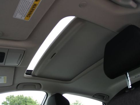 Used 2025 Honda Accord SE image 29
