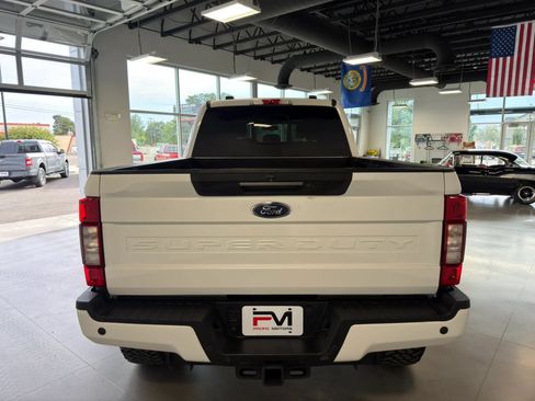 Used 2022 Ford F250 Lariat w/ Lariat Ultimate Package AWD/4WD image 7