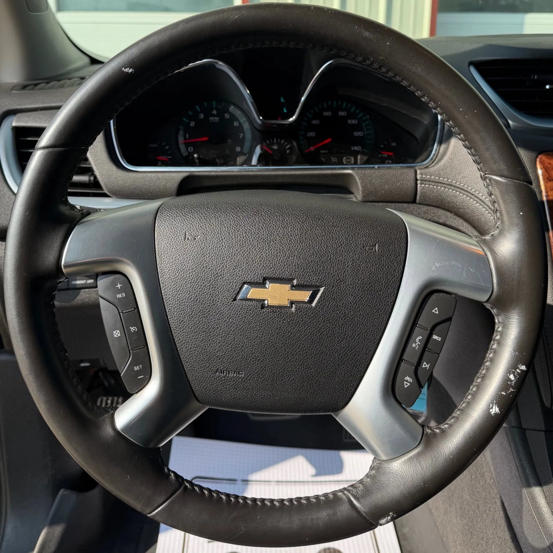 Used 2014 Chevrolet Traverse LT FWD image 8