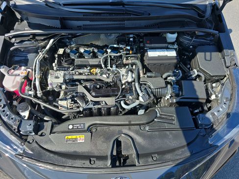 Used 2023 Toyota Corolla SE image 30