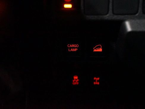 Used 2022 Nissan Frontier PRO-4X w/ Pro-4X Premium Package AWD/4WD image 25
