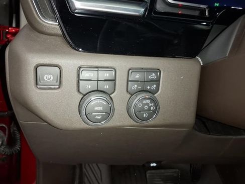 Used 2026 Chevrolet Silverado 1500 LTZ w/ LTZ Premium Package AWD/4WD image 19