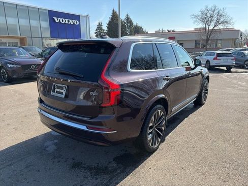 Used 2025 Volvo XC90 B5 Plus w/ Protection Package Premier image 4