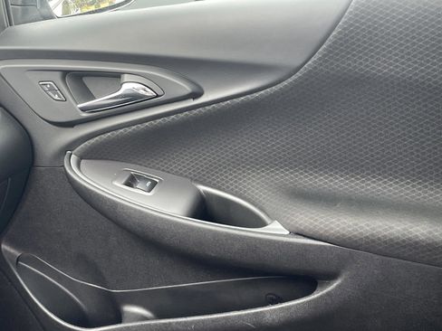 Used 2025 Chevrolet Malibu LT image 11