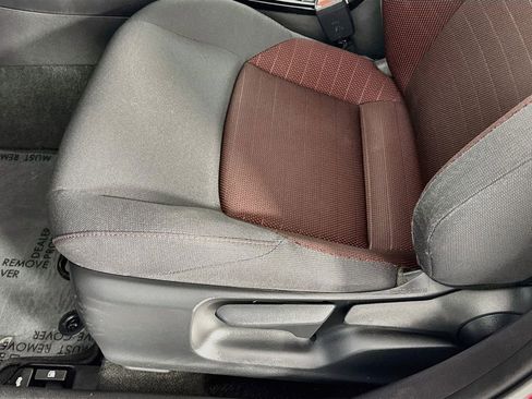 Used 2025 Toyota Corolla SE FWD image 24