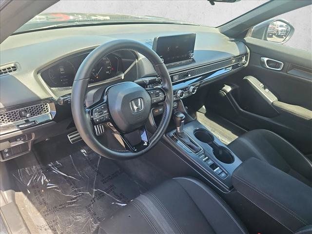Used 2023 Honda Civic Sport image 9