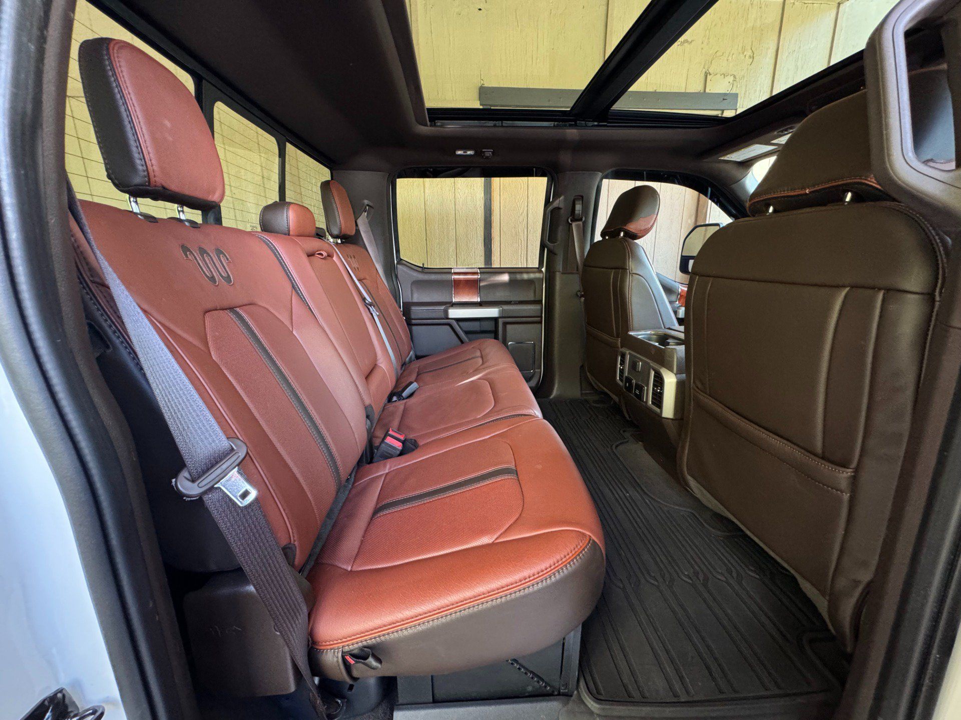 Used 2022 Ford F350 King Ranch w/ King Ranch Ultimate Package AWD/4WD image 34